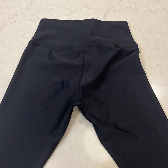 Alo High-Waist Airlift Leggings - Size Large - Picture 5 of 10